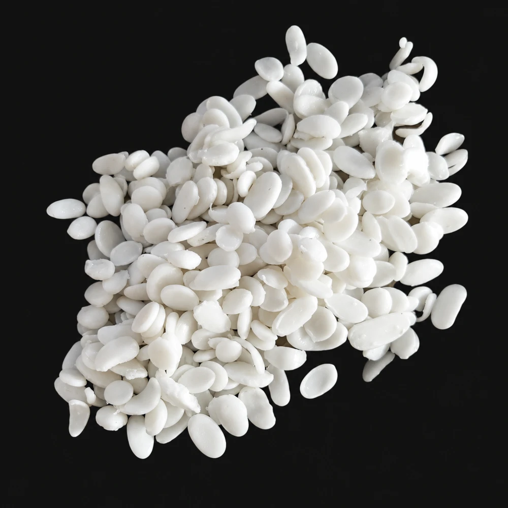 Anti-Scratch and Shining Masterbatch (Silicone-Based) granules with background cleaned