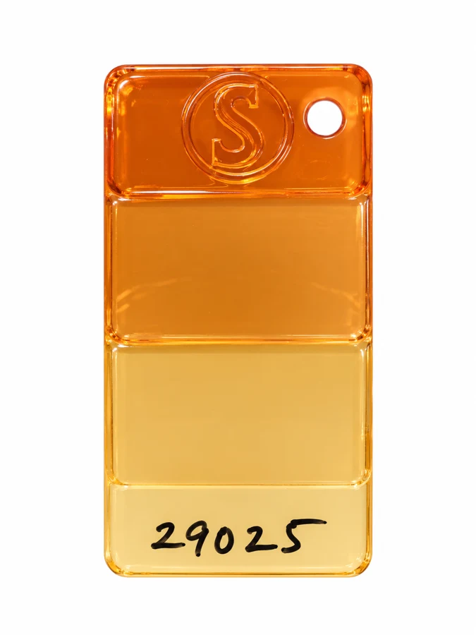 PC masterbatch colour samples: Golden Amber — 29025